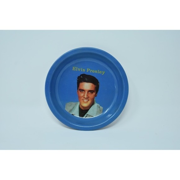 Other - Elvis Presley small Plates Set 2 Plastic Vintage Collectible Pink Blue